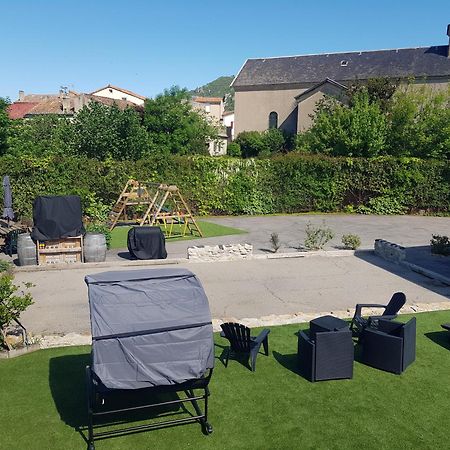 Gite Aux Tourterelles Tournemire  Exteriör bild