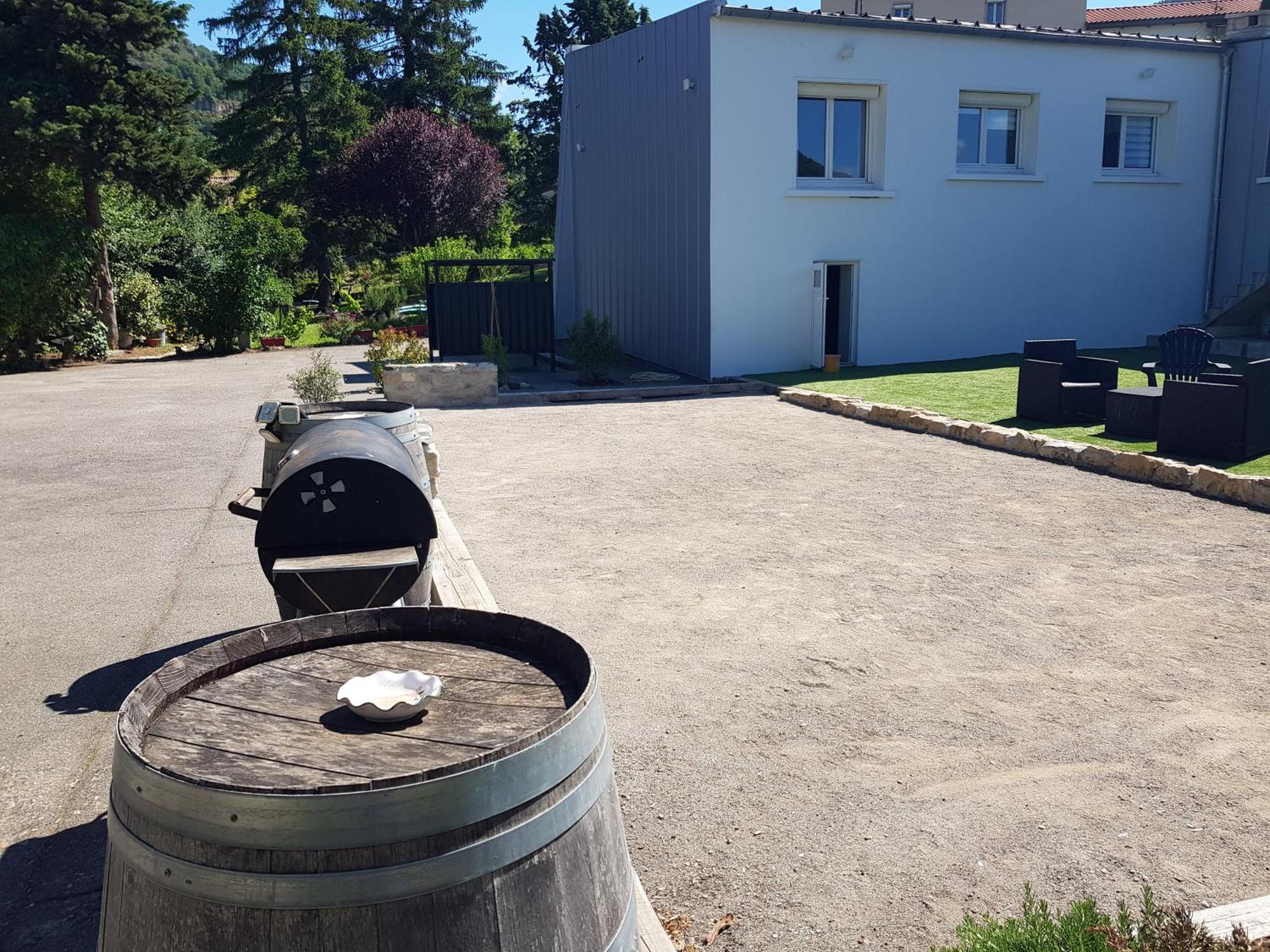 Gite Aux Tourterelles Tournemire  Exteriör bild